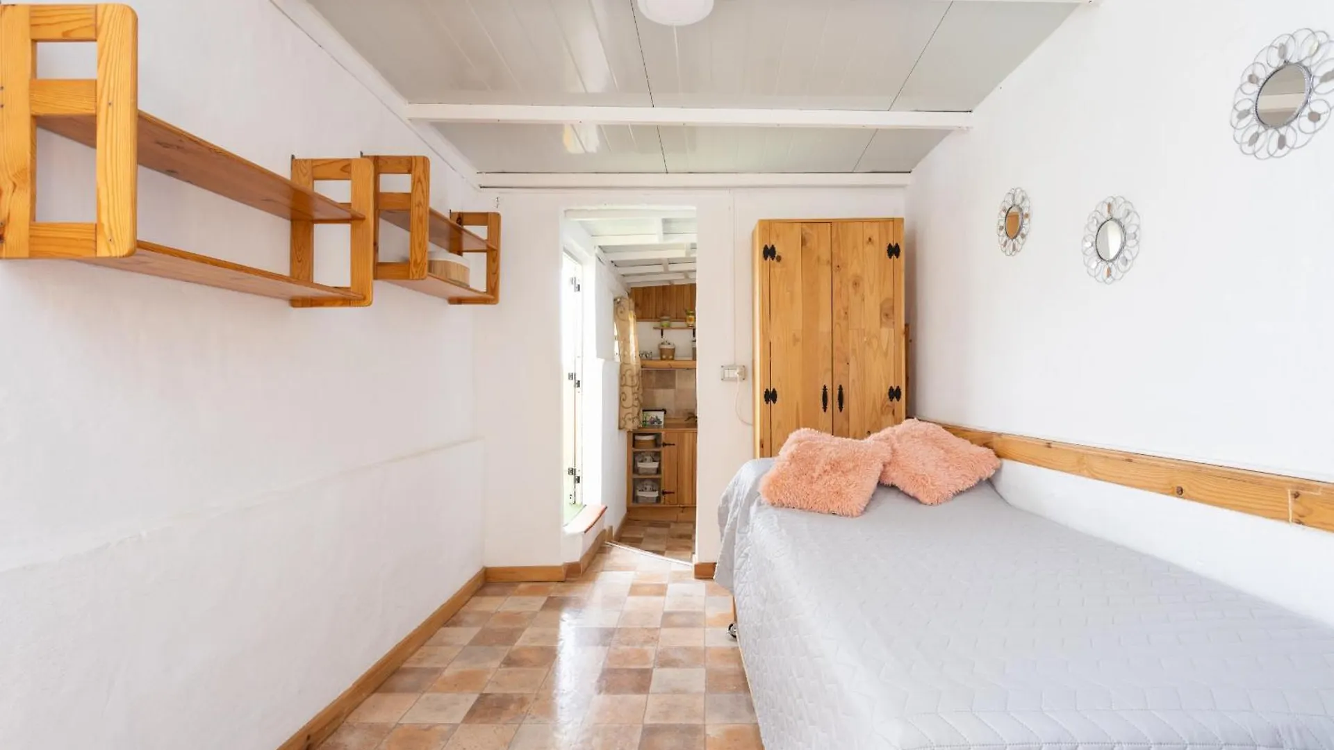 Apartment Eden Rentals Serenity Sunscape Penthouse San Andres  Spain