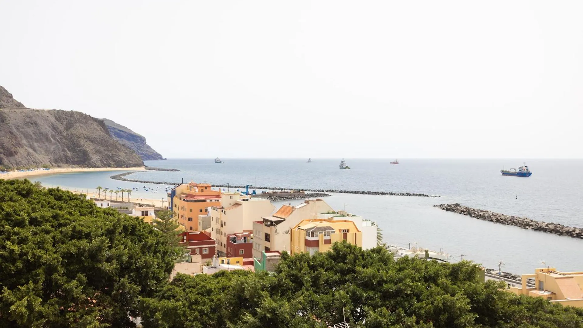 Eden Rentals Serenity Sunscape Penthouse San Andres  San Andres (Tenerife)